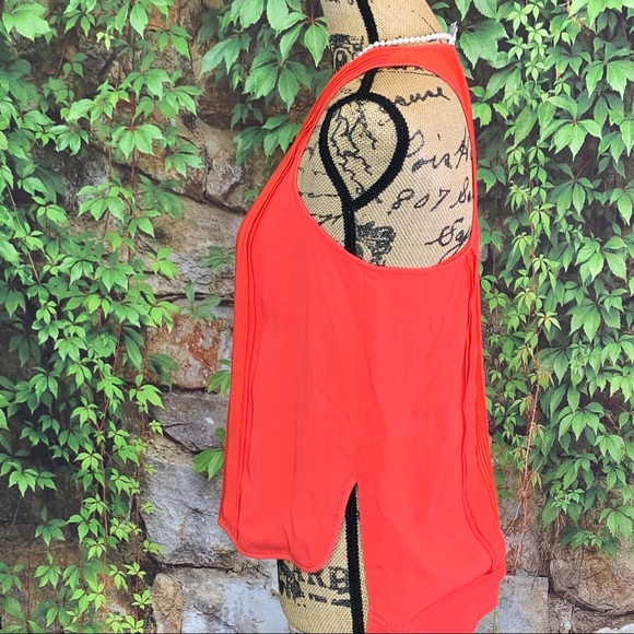 DIANE VON FURSTENBERG Crepe Slice Sleeveless Poppy Colored Top, 0 - Picture 9 of 15